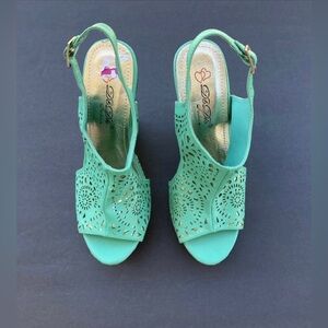 DBDK fashion platform wedges
